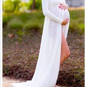 White photo shoot maternity dress